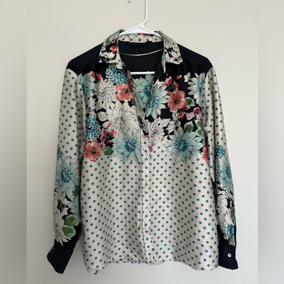 Zara Tops - Zara floral and polka dot long sleeve blouse button down shirt
